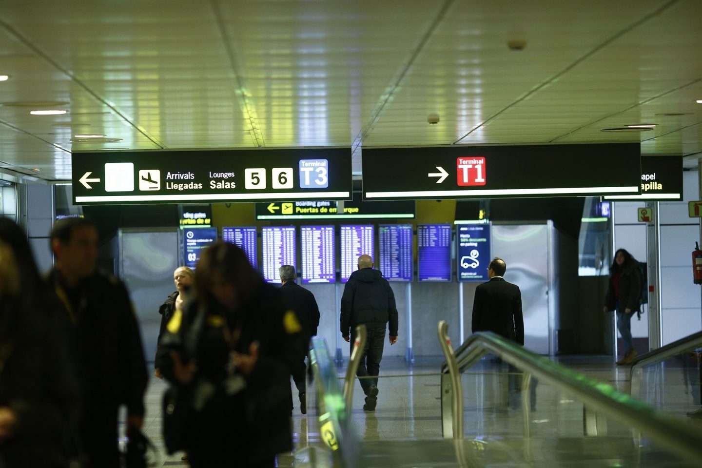 Un juzgado paraliza la huelga parcial de vigilantes de seguridad de Barajas, que comenzaban mañana