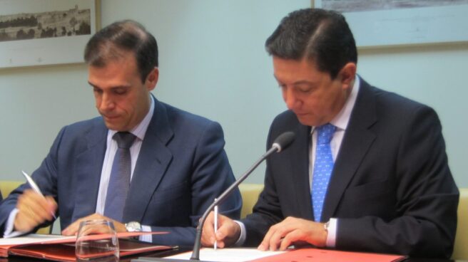 Arturo Canalda y Pedro Calvo, dos de los ex altos cargos de la Comunidad de Madrid imputados por la compra de la empresa colombiana Inassa.