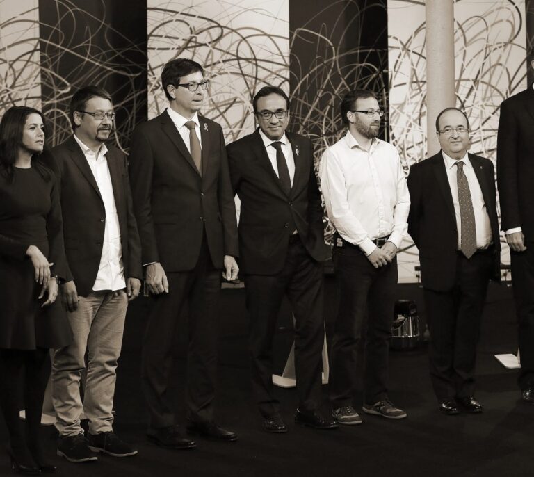 Arrimadas hace posible el “sí se puede” del constitucionalismo