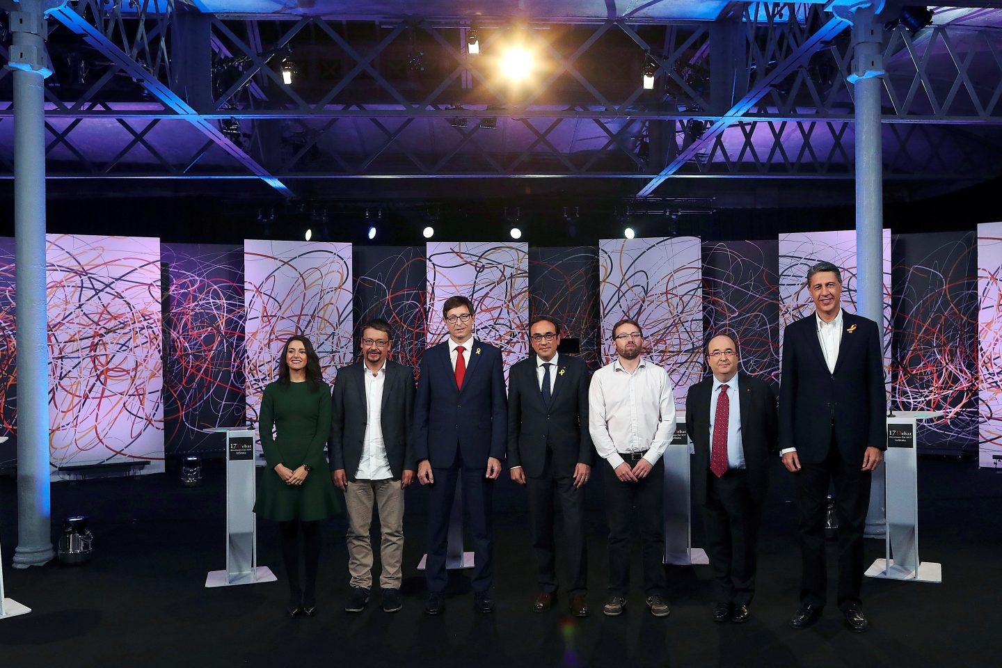 Debate electoral organizado por La Sexta, con los candidatos Josep Rull (JxCat), Carles Mundó (ERC), Inés Arrimadas (Ciudadanos), Miquel Iceta (PSC), Xavier Domènech (Catalunya en Comú-Podem), Xavier García Albiol (PPC) y Vidal Aragonés (CUP), esta noche en Barcelona.