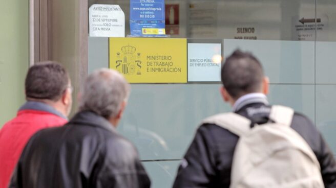 Cis empleo Las posibilidades de ser parado de larga duración crecen a partir de los 45 años.