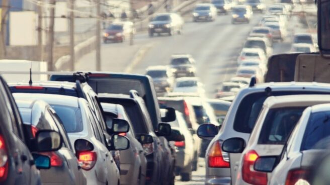 Sánchez, sobre prohibir los coches no eléctricos: "Hay que ser valientes"