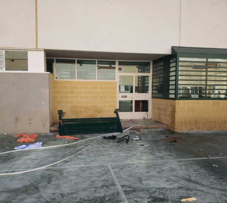 Los inmigrantes recluidos en la prisión de Archidona causaron daños por 120.949 €