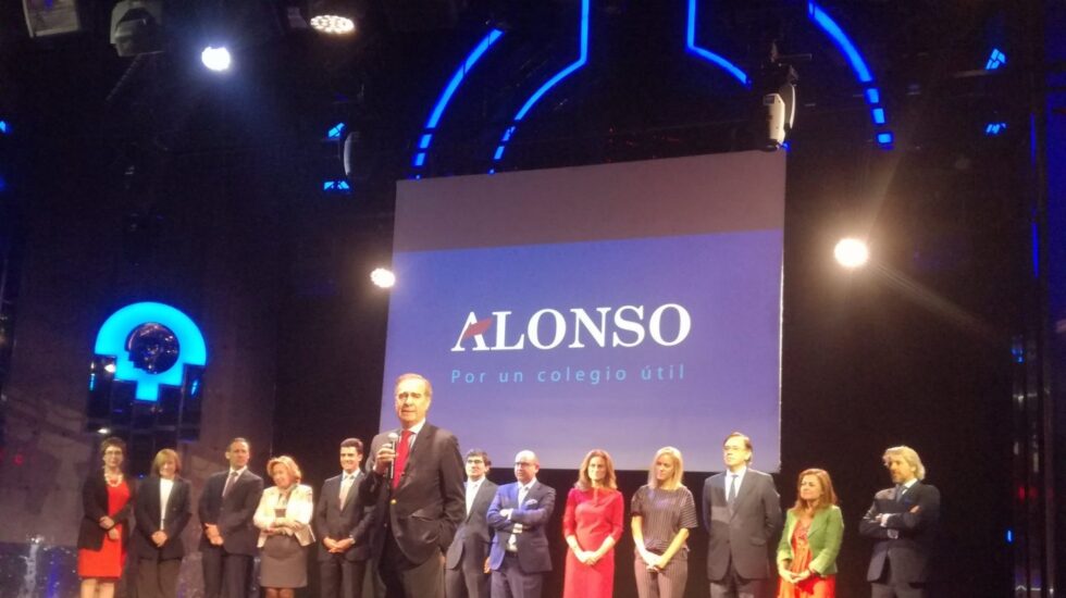 José María Alonso, dirigiéndose a los invitados en la fiesta de presentación de su candidatura celebrada en el Teatro Barceló el pasado 25 de octubre.