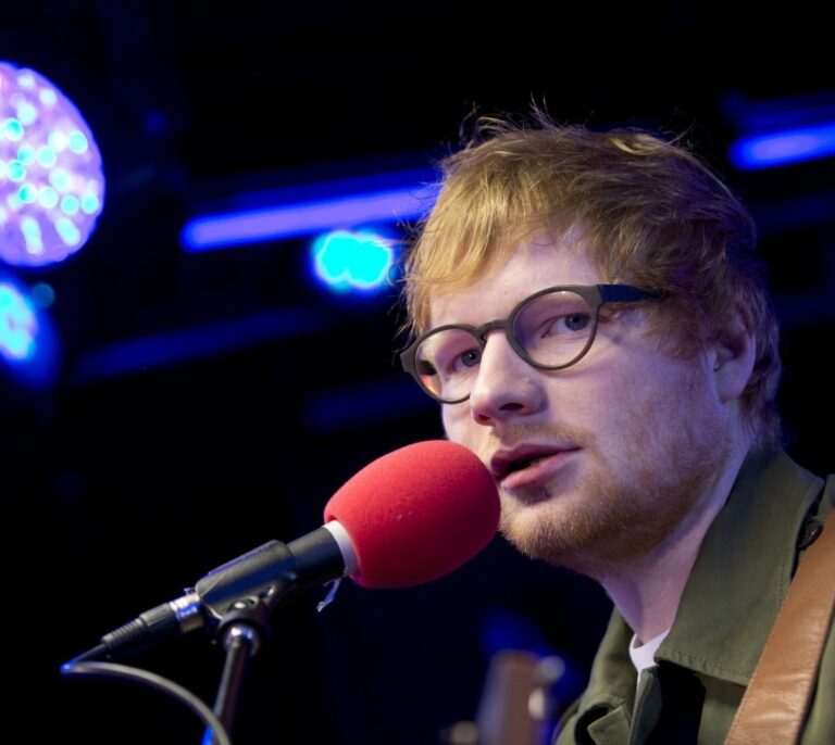 Ed Sheeran el más escuchado en Spotify en 2017 en el mundo; 'Despacito' en España