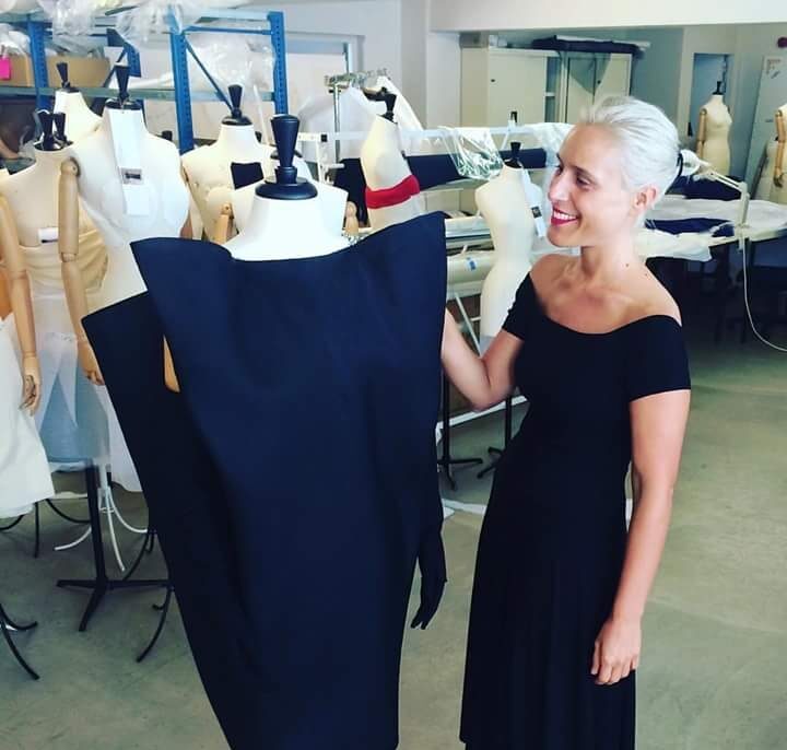 La historiadora vasca que desfila en París