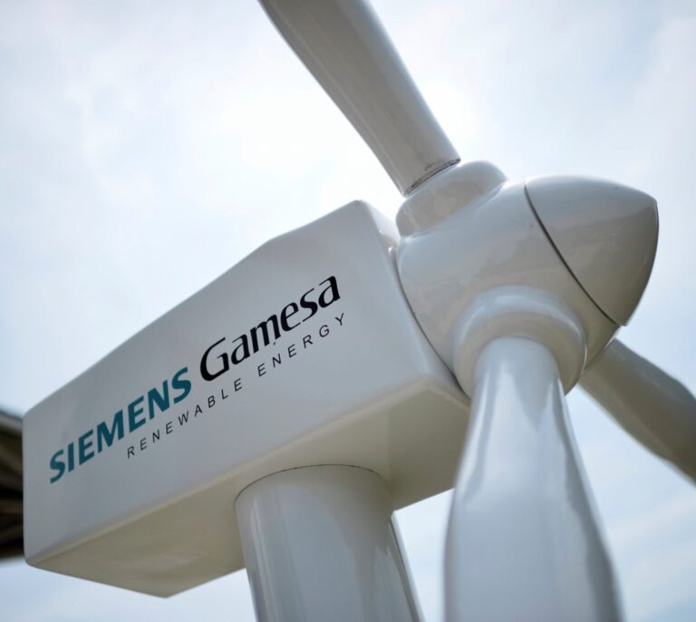 Siemens Gamesa comunica a los sindicatos que retira el ERE para recortar 272 empleos