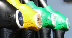Los carburantes se sitúan por debajo de los precios anteriores a la bonificación y aviva el debate de su extensión