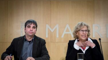 El repliegue de Carmena ante Montoro salva ‘in extremis’ carriles bici y calefacción en escuelas