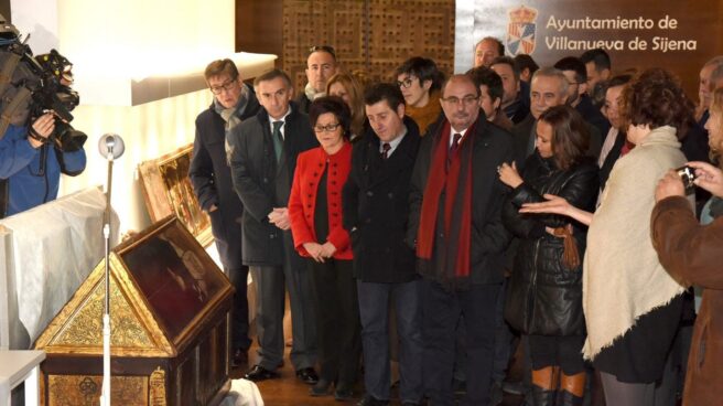 El presidente de Aragón, Javier Lambán, visita el Monasterio de Sijena.