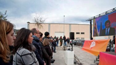 Puigdemont se apunta al plasma para entrar en la campaña del 21-D