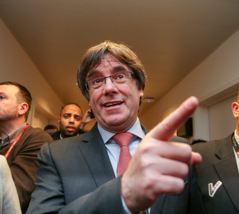 Puigdemont: "La república catalana ha ganado a la monarquía del 155"