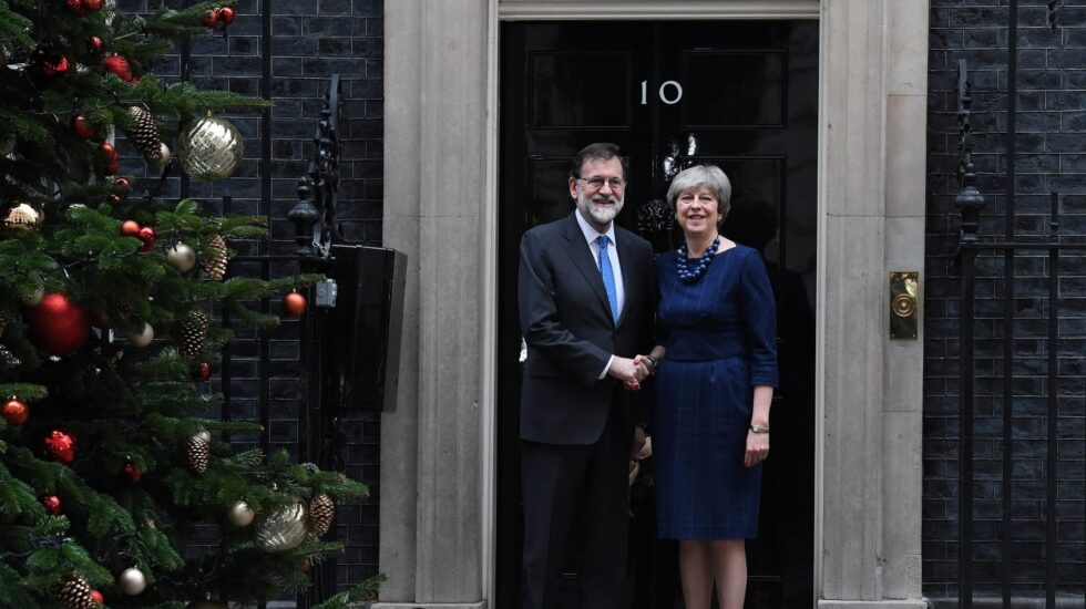 Rajoy agradece a May su apoyo sobre Cataluña: “Sin ley no hay democracia”