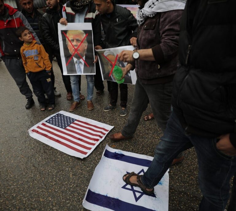 Trump incendia el mundo musulmán al reconocer a Jerusalén como capital de Israel