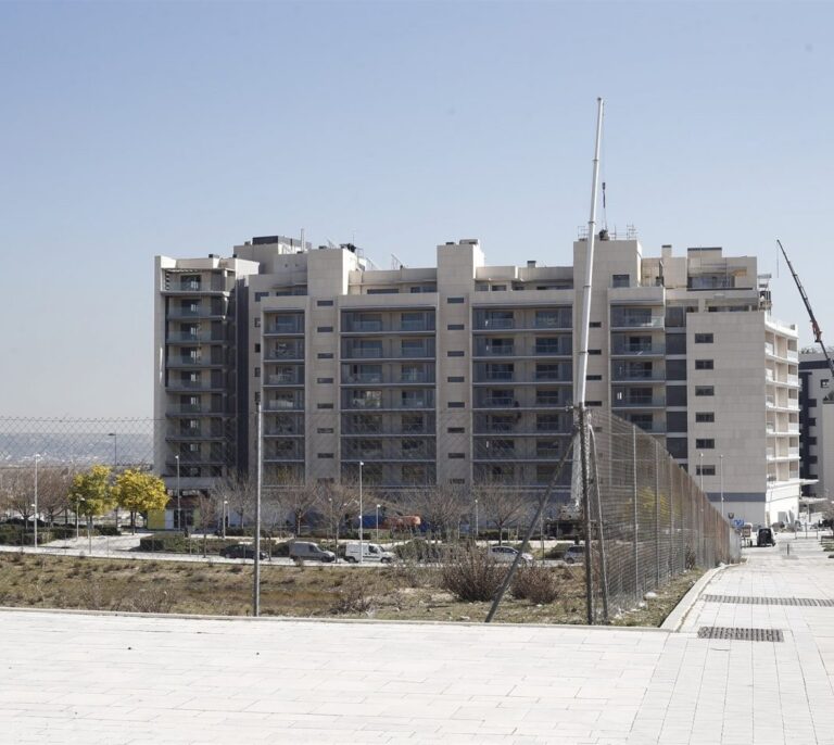 La firma de hipotecas para la compra de viviendas creció más del 9% en enero
