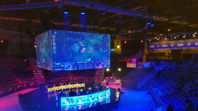Estadio de LoL con capacidad para 5.000 personas.