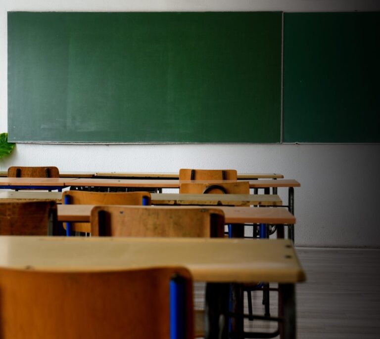 Más de 250 estudiantes vuelven de un viaje de fin de curso a Mallorca contagiados con Covid
