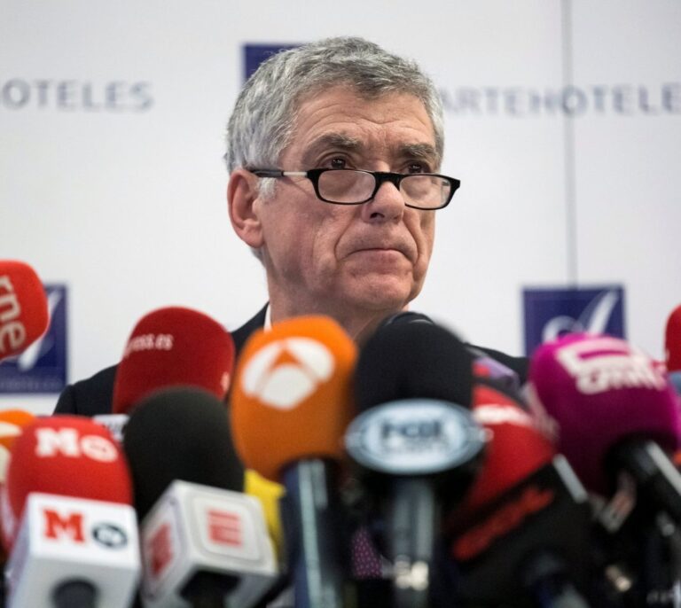 El juez del 'caso Villar' cita a 12 imputados, entre ellos dos presidentes territoriales