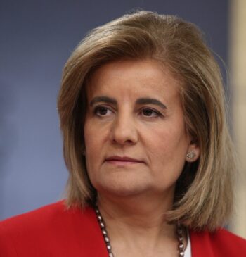 El alcalde de Sevilla confirma que la exministra Fátima Báñez iba en [...]