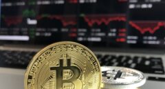 De China a Kazajistán: el mundo de las criptomonedas sucumbe a la minería asiática