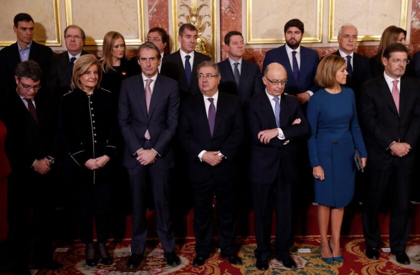 Foto de los asistentes a la recepción que se celebra en el Congreso de los Diputados con motivo del Día de la Constitución.