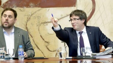 Puigdemont acorta distancias de forma vertiginosa con Junqueras