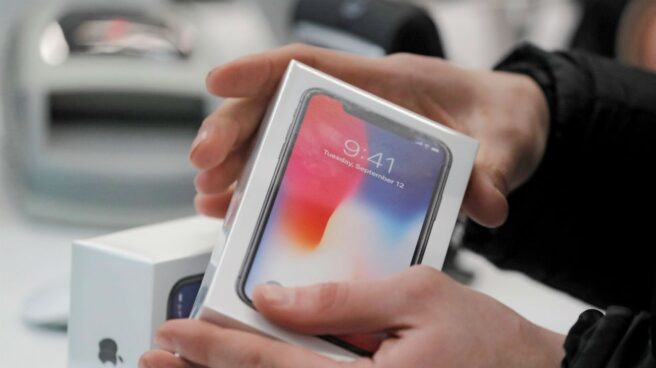 FACUA pide a la Fiscalía que investigue a Apple por las baterías ralentizadas