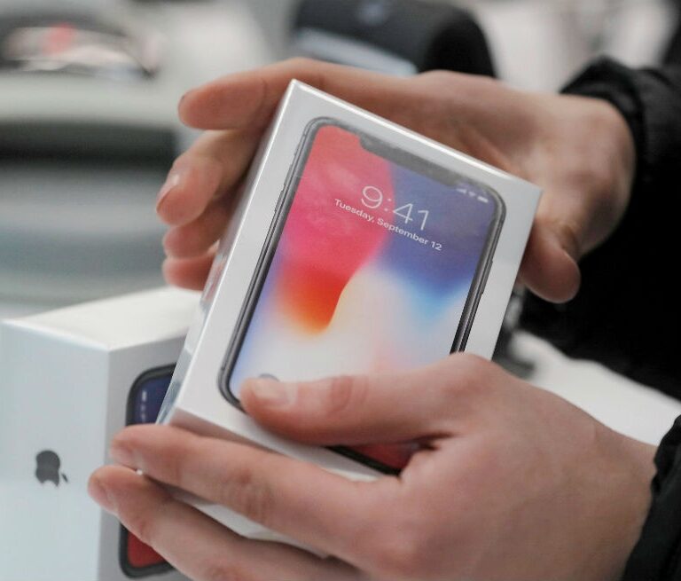 Un fallo en FaceTime permite espiar otros iPhones sin que acepten la llamada