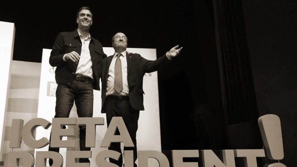 Pedro Sánchez y Miquel Iceta, en un acto de campaña.