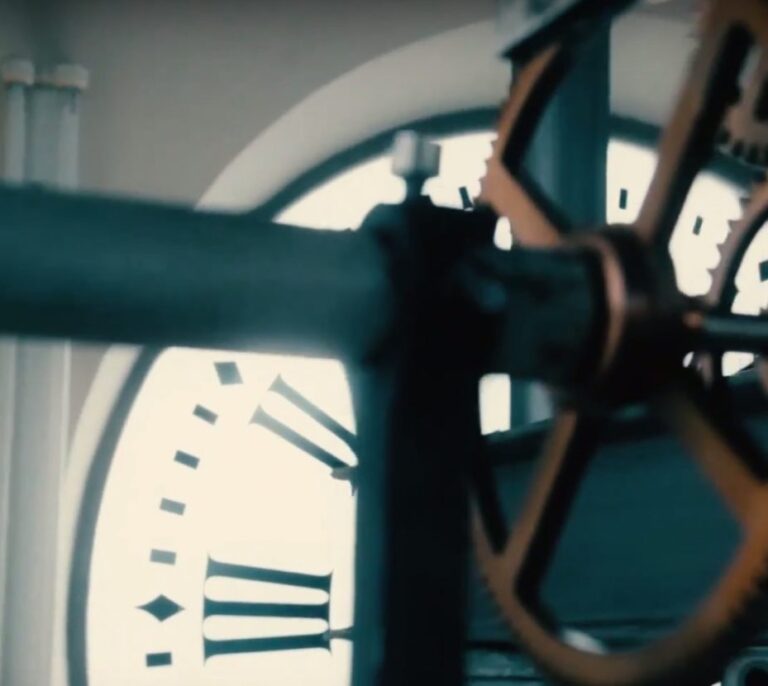 Así se fabricaría hoy el reloj de la Puerta del Sol