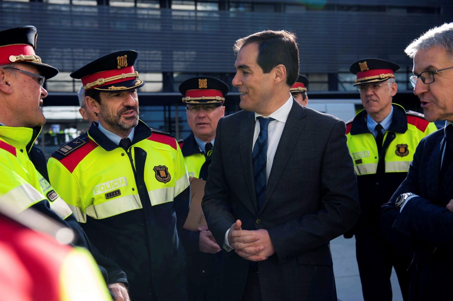 El secretario de Estado de Seguridad, José Antonio Nieto, junto al actual responsable de los Mossos, Ferrán López.