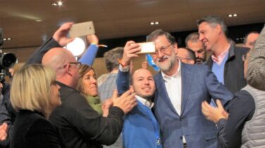 Rajoy hace bandera del 155 para reclamar el voto útil