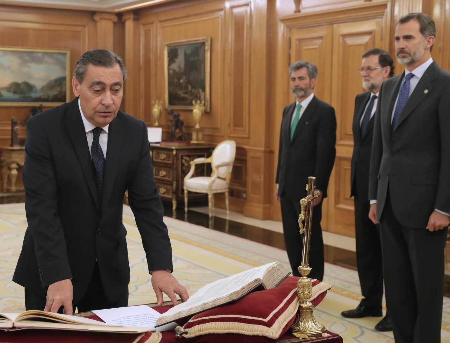 Julián Sánchez Melgar jura su cargo como nuevo fiscal general del Estado.