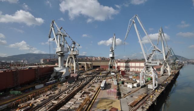 Instalaciones del astillero de La Naval, en Sestao (Vizcaya).