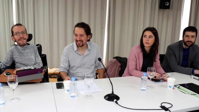 Pablo Echenique, Pablo Iglesias e Irene Montero.