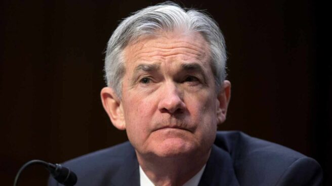 Powell asume el mando de la Fed preparado para mantener el rumbo de las alzas de tipos.