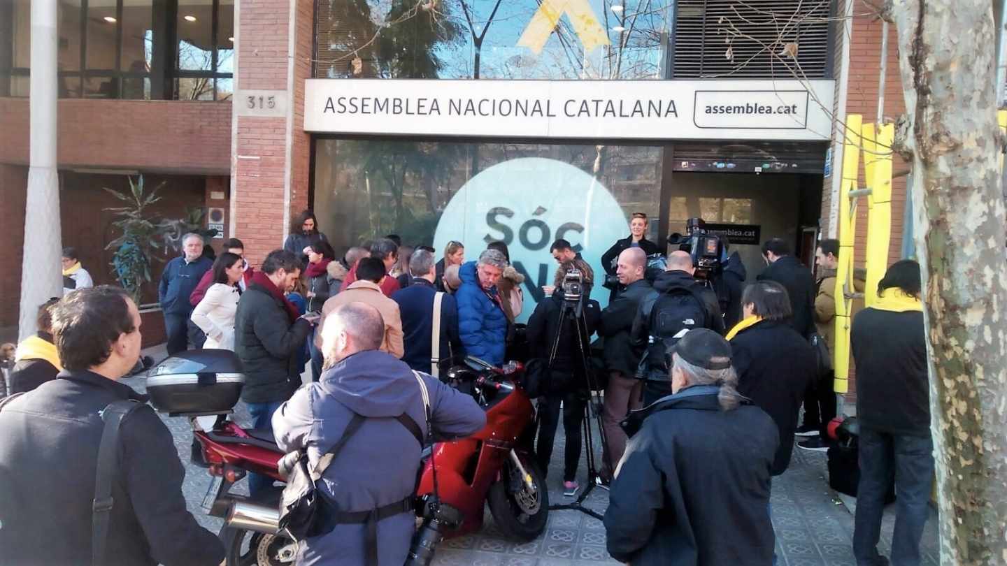 Registro de la Guardia Civil de la sede de la ANC en Barcelona.