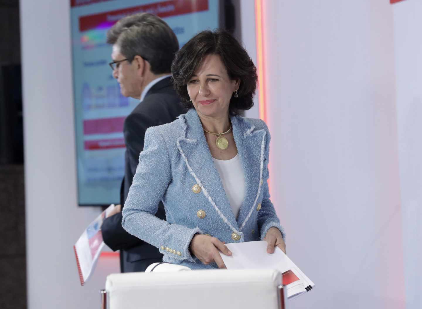 La presidenta del Banco Santander, Ana Botín, durante la rueda de prensa de presentación de la cuenta de resultados de la entidad de 2017.