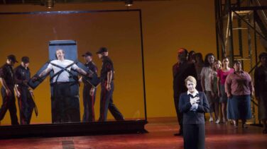 El Teatro Real, en el corredor de la muerte