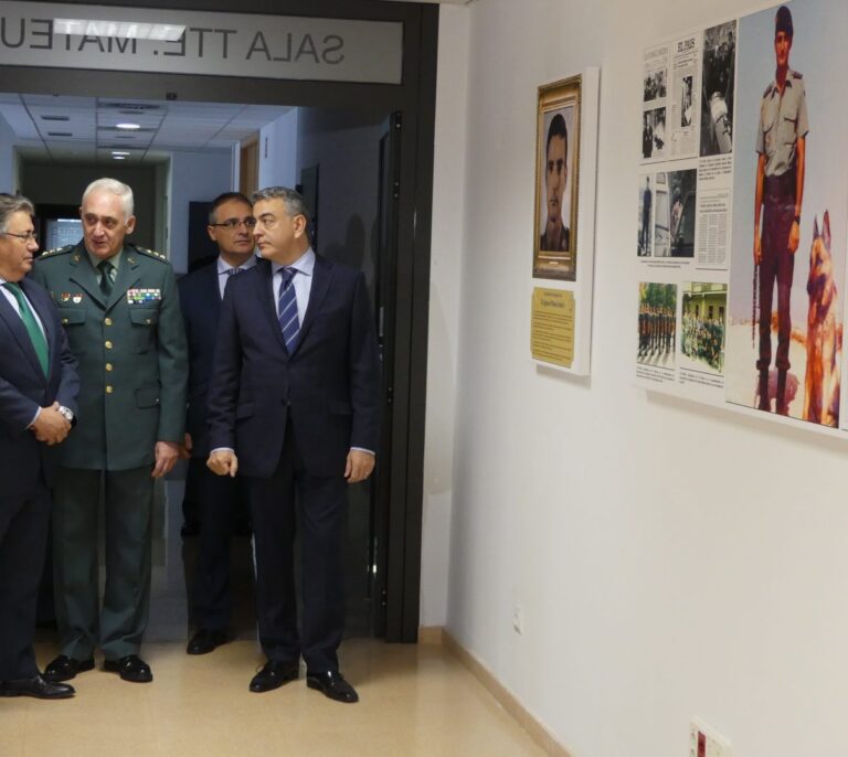 Intxaurrondo se compromete ante Zoido a revertir la "animadversión" de los vascos a la Guardia Civil