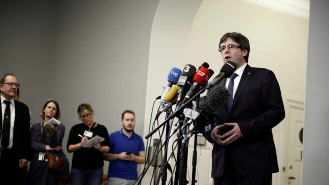 Carles Puigdemont se dirige a los medios en Copenhague.