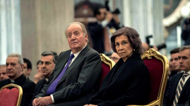 Los Reyes eméritos Juan Carlos y Sofía, en la basílica Santa María la Mayor de Roma. Los Reyes eméritos Juan Carlos y Sofía, en la basílica Santa María la Mayor de Roma.