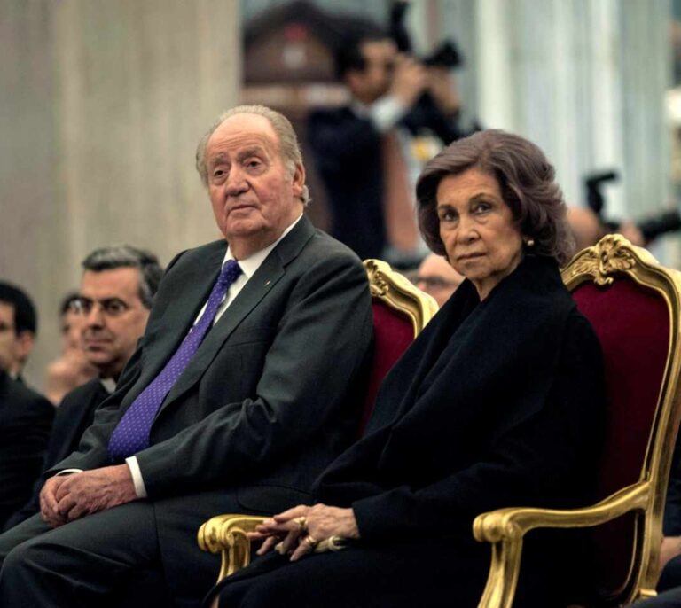 Sánchez no hará pública la lista de defraudadores tras las revelaciones de Corinna sobre el Rey