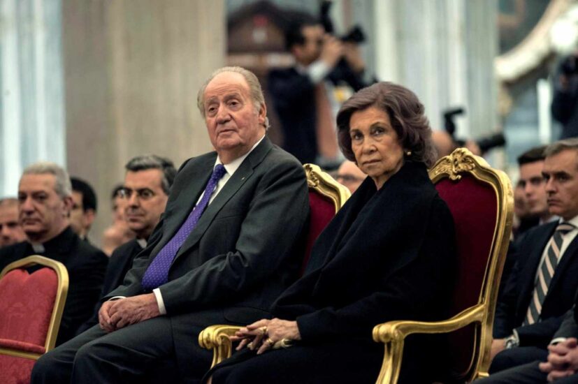 Los Reyes eméritos Juan Carlos y Sofía, en la basílica Santa María la Mayor de Roma.