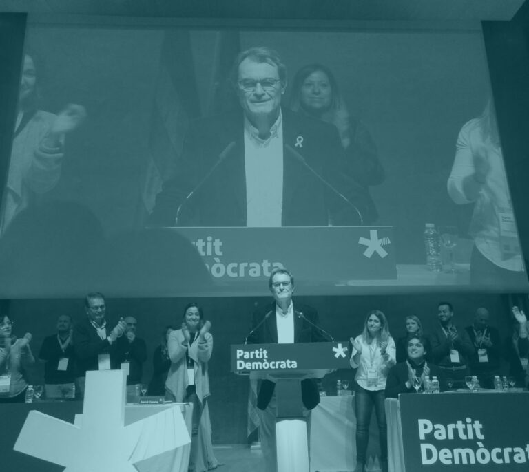 Artur Mas, el responsable del descarrilamiento de Cataluña