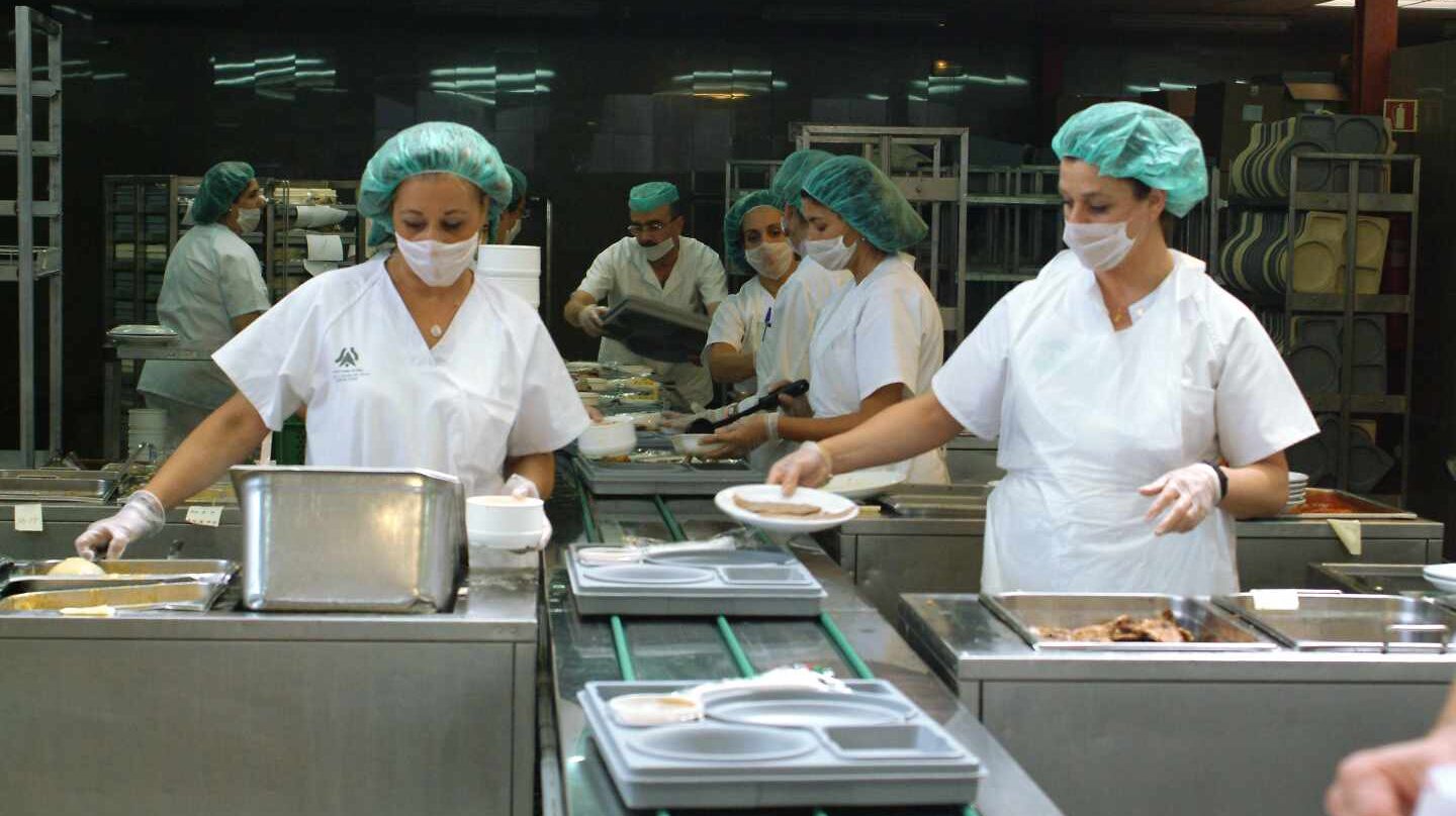 Cocina de un hospital español