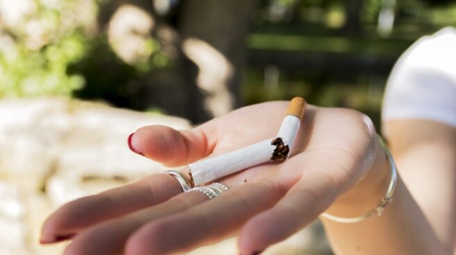 Los sanitarios exigen a los políticos más restricciones e impuestos sobre el tabaco