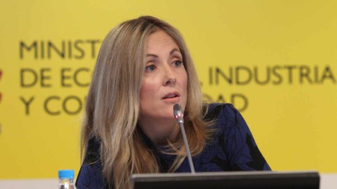 emma_navarro_tesoro El Tesoro aprovecha la subida de rating para lanzar un bono sindicado entre inversores internacionales.