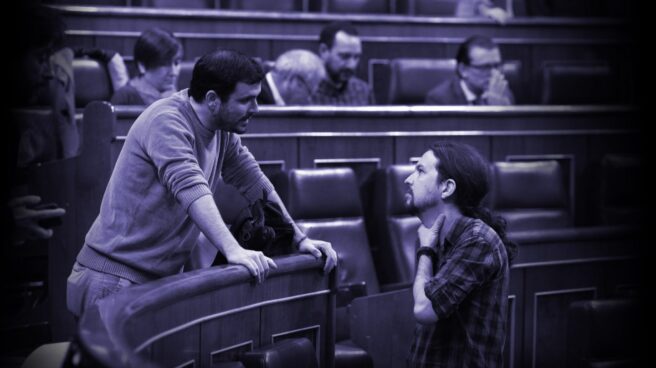 Alberto Garzón Pablo Iglesias Podemos IU Confluencia elecciones listas Madrid Errejón Andalucía Teresa Rodríguez Antonio Maíllo Alberto Garzón y Pablo Iglesias en el Congreso.