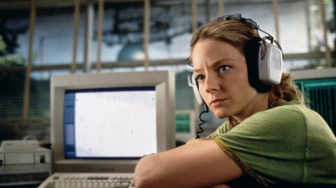 Jodie Foster también detectó una señal extraterrestre en 'Contact' Jodie Foster también detectó una señal extraterrestre en 'Contact'